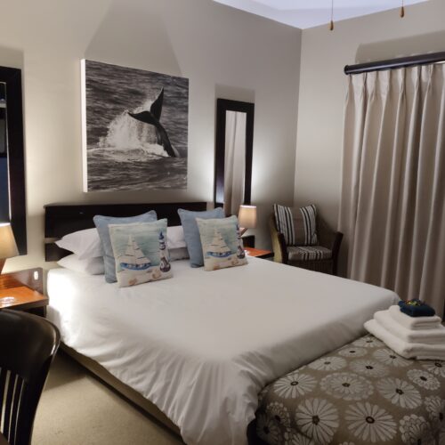 Elegant Queen Room 2