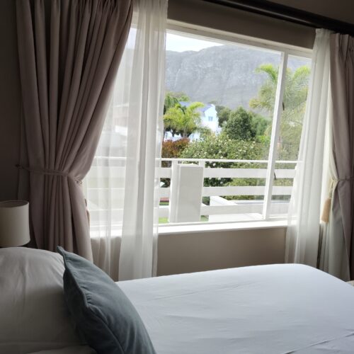 Sea and Mountain View 6